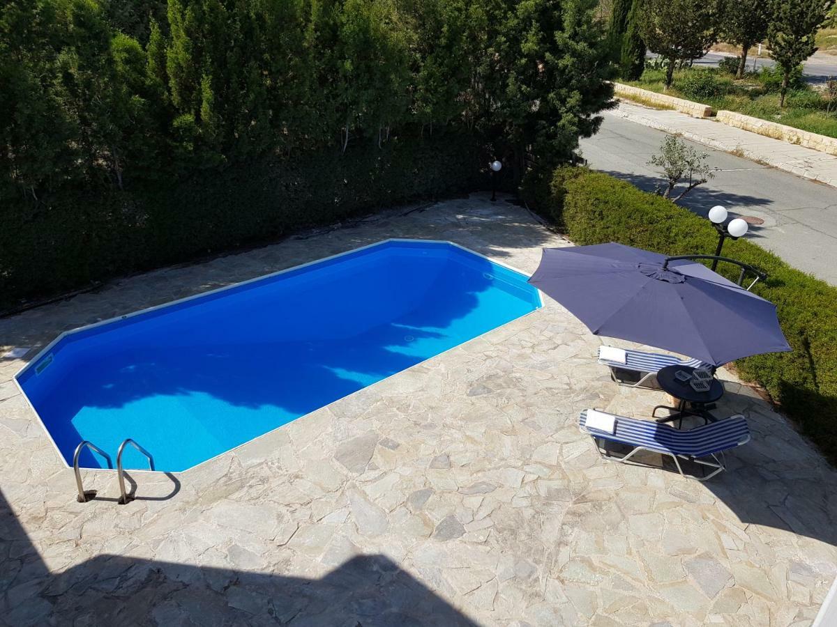 Villa 26 Пафос Экстерьер фото