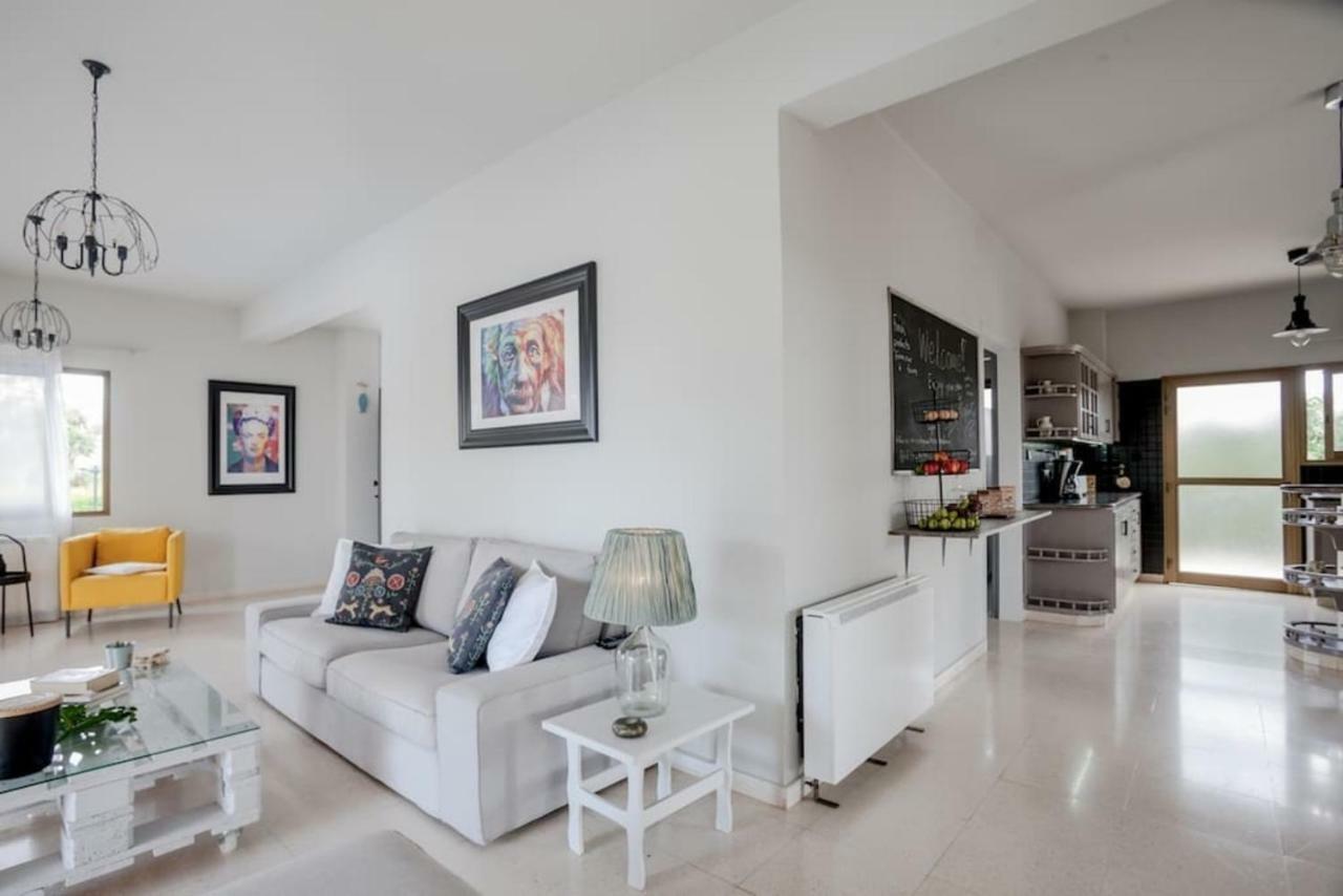 Villa 26 Пафос Экстерьер фото
