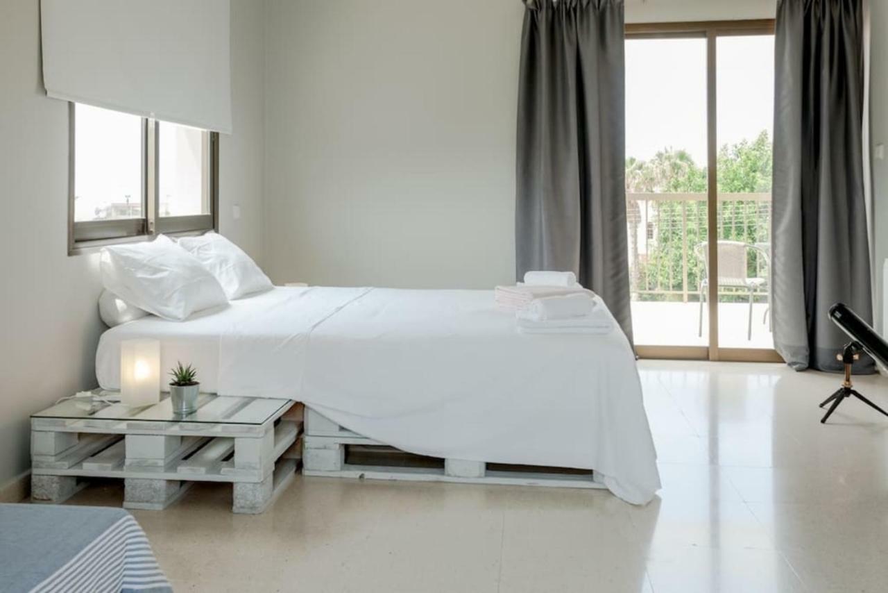 Villa 26 Пафос Экстерьер фото